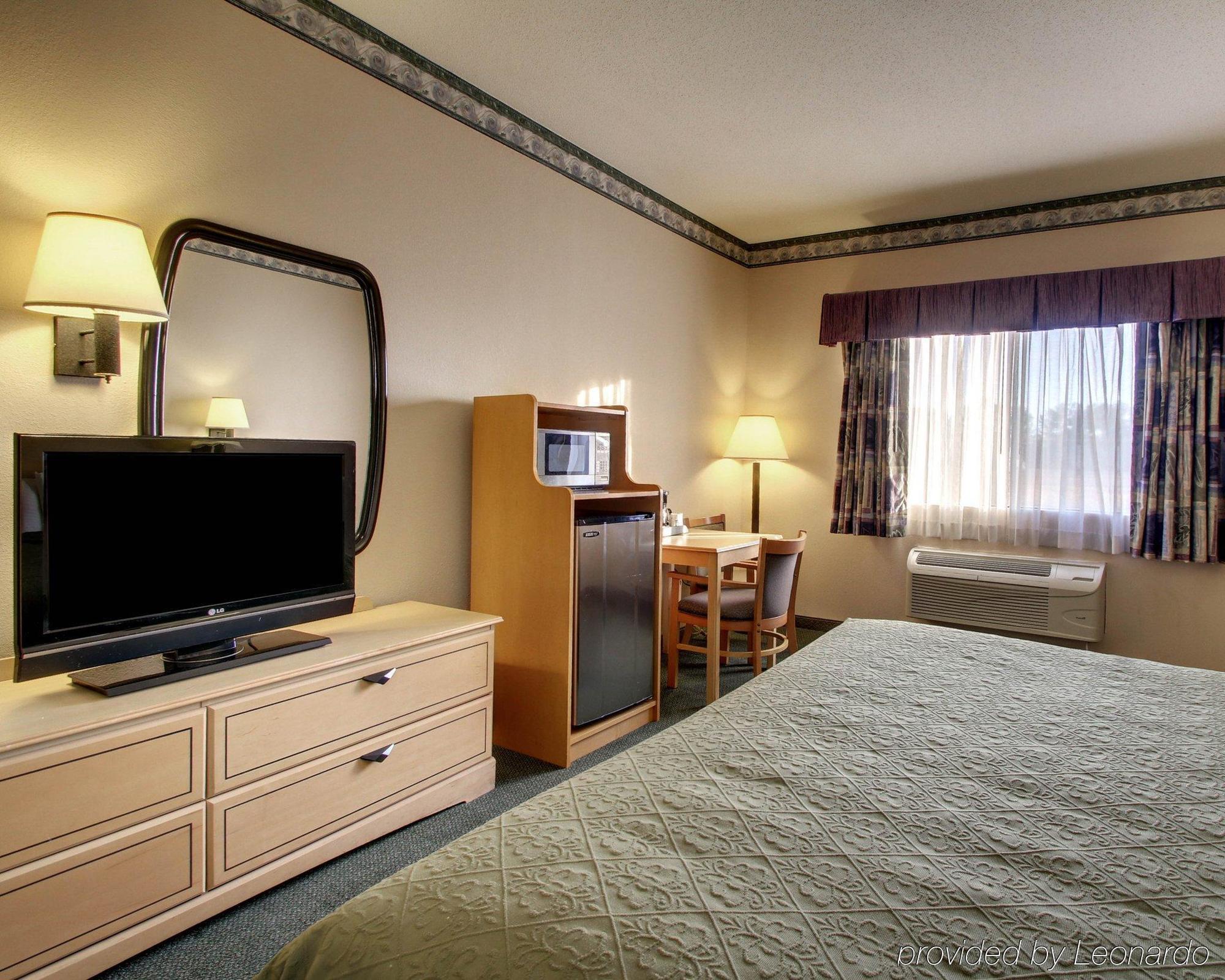 Quality Inn & Suites Pearl-Jackson מראה חיצוני תמונה