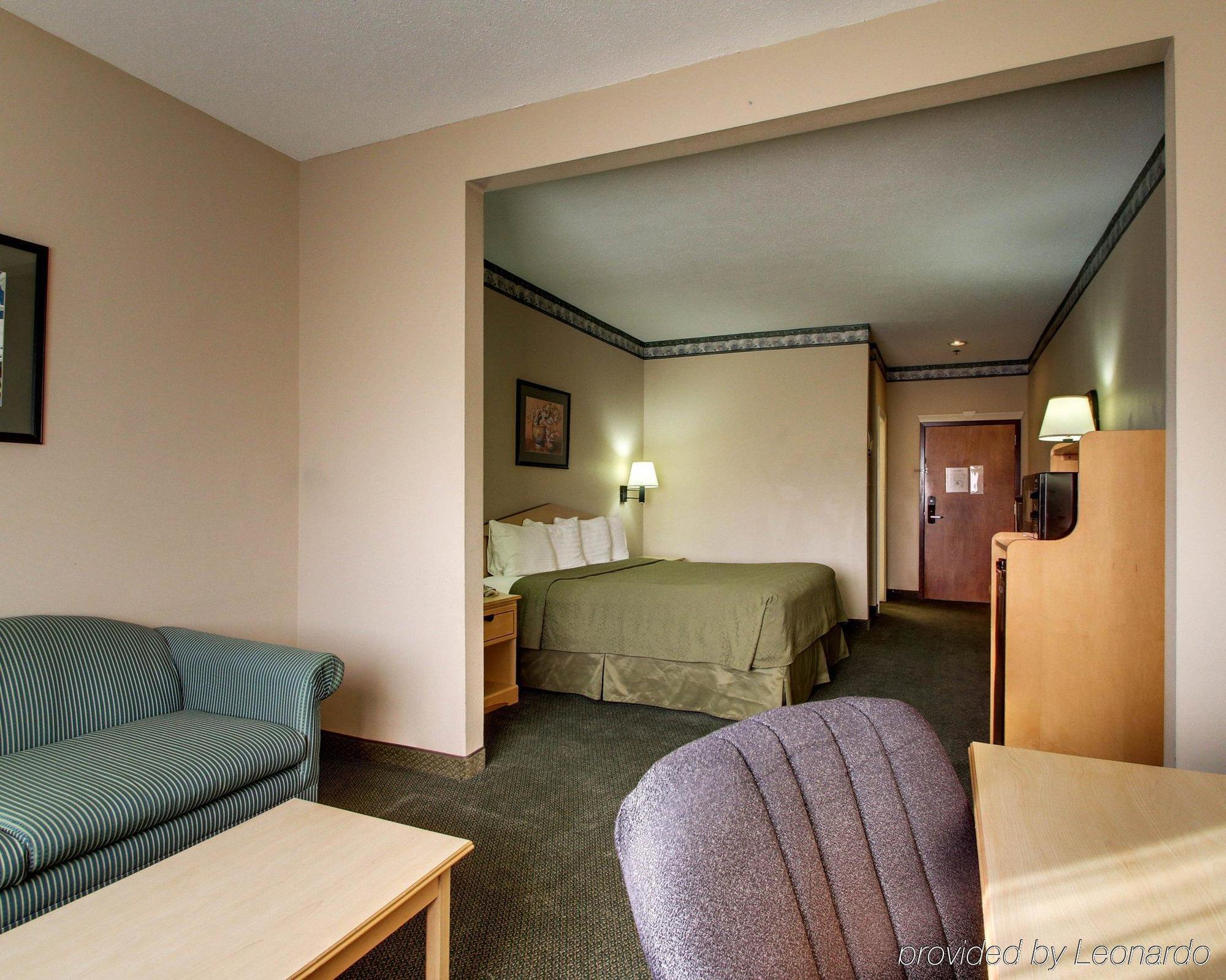 Quality Inn & Suites Pearl-Jackson מראה חיצוני תמונה