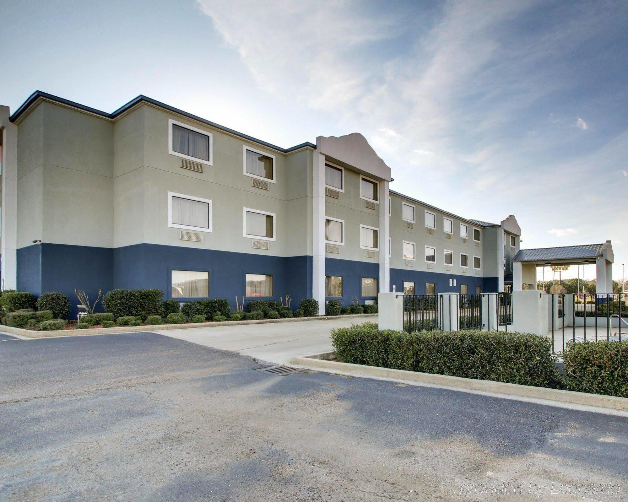 Quality Inn & Suites Pearl-Jackson מראה חיצוני תמונה