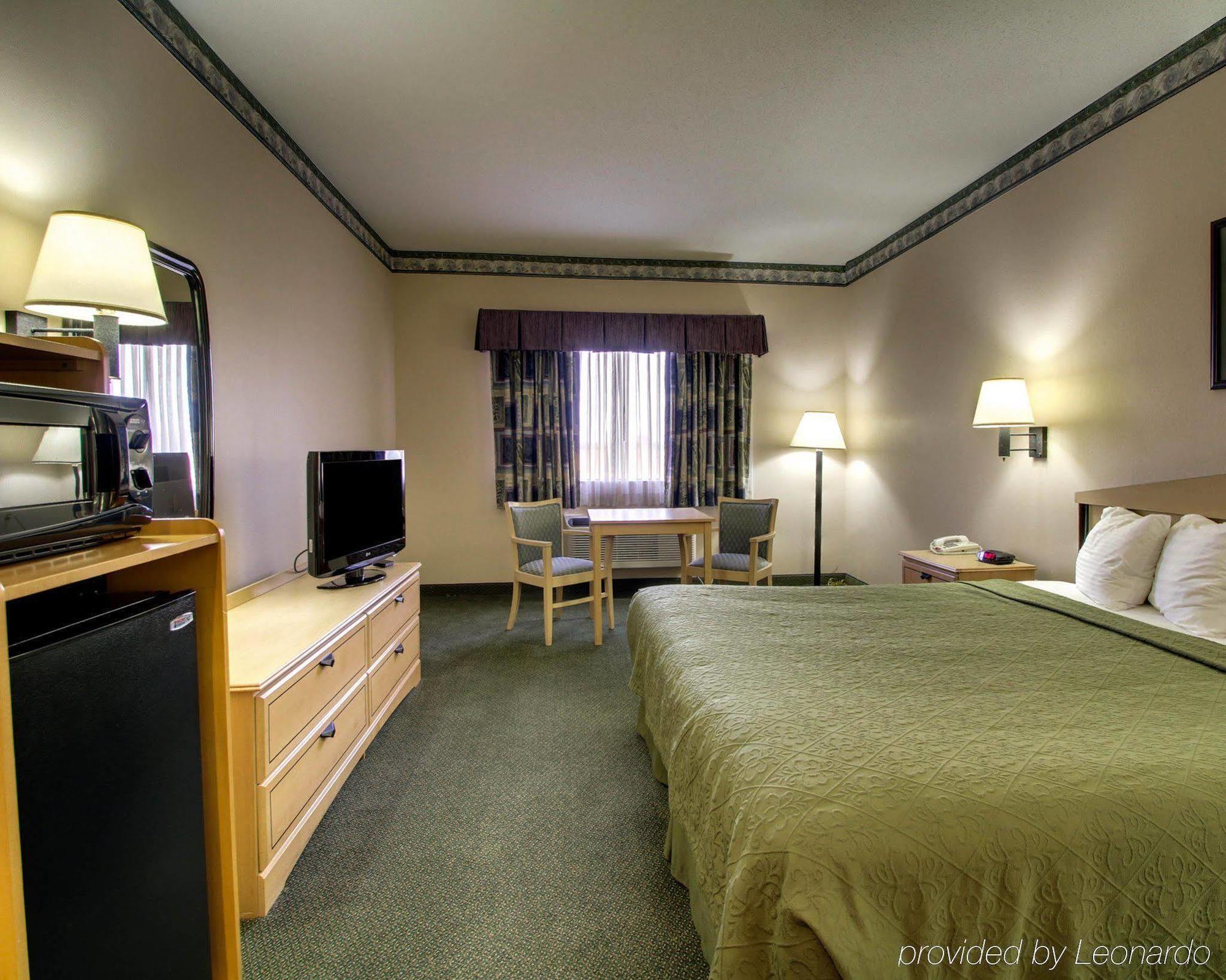 Quality Inn & Suites Pearl-Jackson מראה חיצוני תמונה